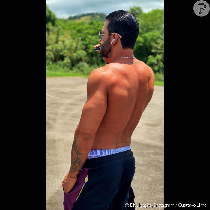 Gusttavo Lima Exibiu O Corpo Musculoso Em Foto Purepeople