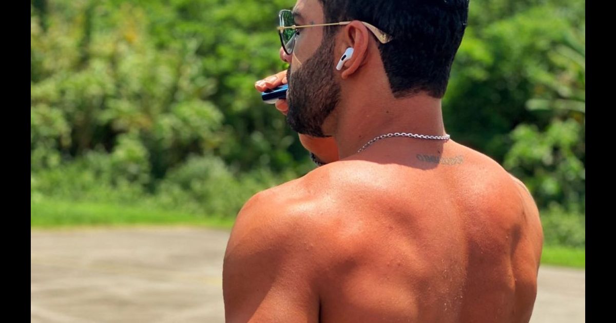 Gusttavo Lima Exibiu O Corpo Musculoso Em Foto Purepeople