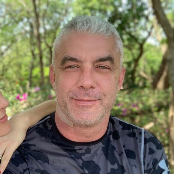 Marido de Ana Hickmann recebe ajuda de médicos