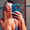 Isis Valverde mostra corpo sequinho em foto de biquíni