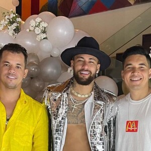 Neymar virou meme por look em festa