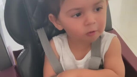 Vídeo: Filho de Marília Mendonça, Léo pede pão antes de jantar e cantora brinca