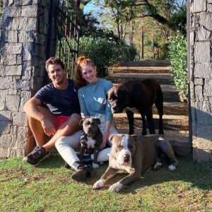 Marina Ruy Barbosa e Xande Negrão tinham pets como parte da família