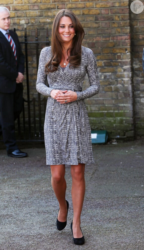 A elegante Kate Milddleton está no quarto mês de gestação do herdeiro do príncipe William