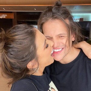 Saulo Poncio presenteou Gabi Brandt com seu visual renovado