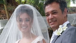 Morre pai de Sophie Charlotte e atriz desabafa: 'Coração dilacerado'