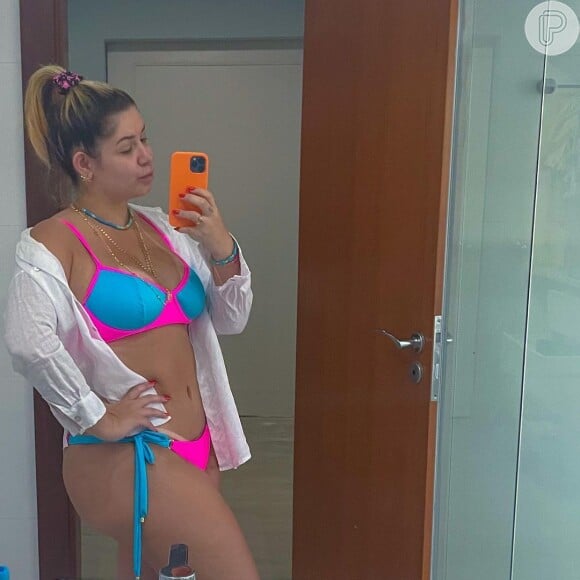 Marília Mendonça exibiu novo corpo em foto de biquíni