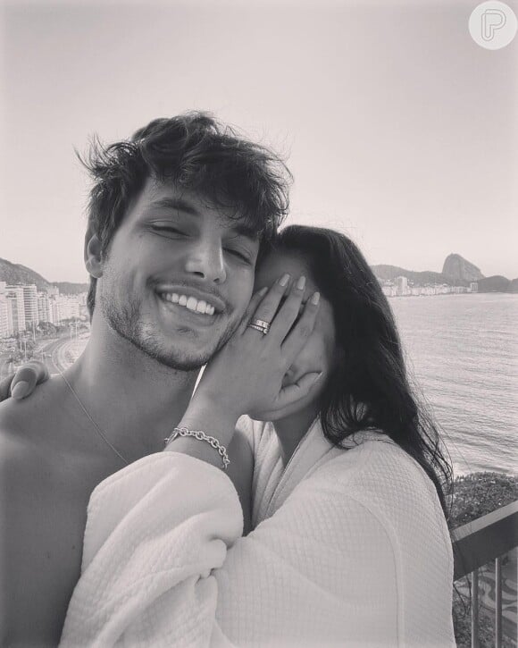 Jade Seba se declarou para Bruno Guedes momentos antes do casamento com o ator