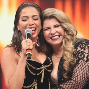 Marilia Mendonça usa meme de Anitta ao reclamar da saudade de cantar: 'Faz alguma coisa'