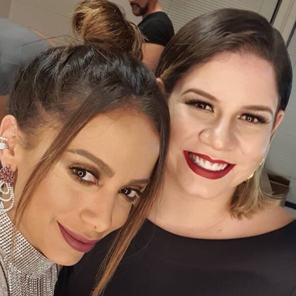 Marilia Mendonça e Anitta são amigas e possui o hit 'Some que ele vem atrás'