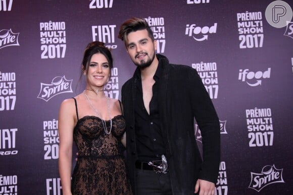 Luan Santana terminou noivado com Jade Magalhães em 2020