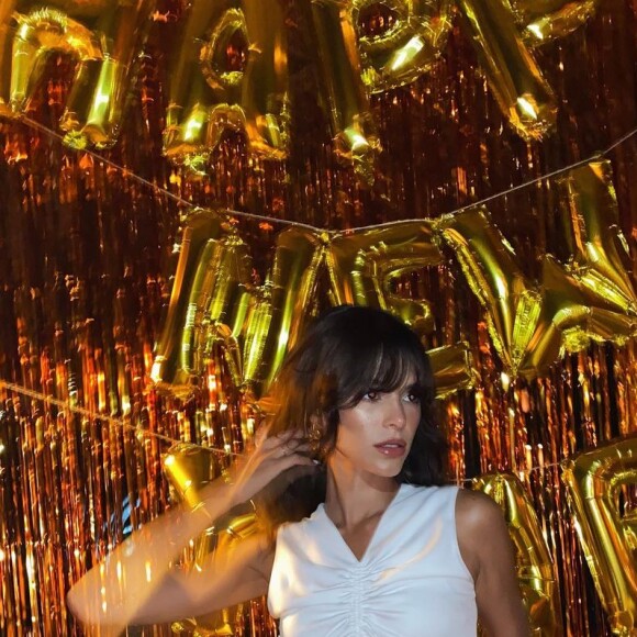 Bruna Marquezine explicou porquê não deixou de viajar: 'Já estava pago há meses'