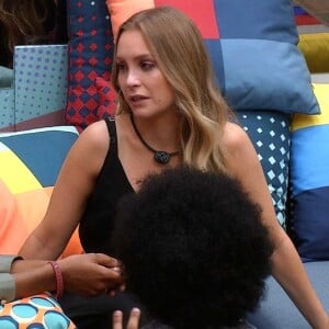 'BBB 21': Carla Diaz conversou com Fiuk e pediu para que ele a tirasse da prova do Líder