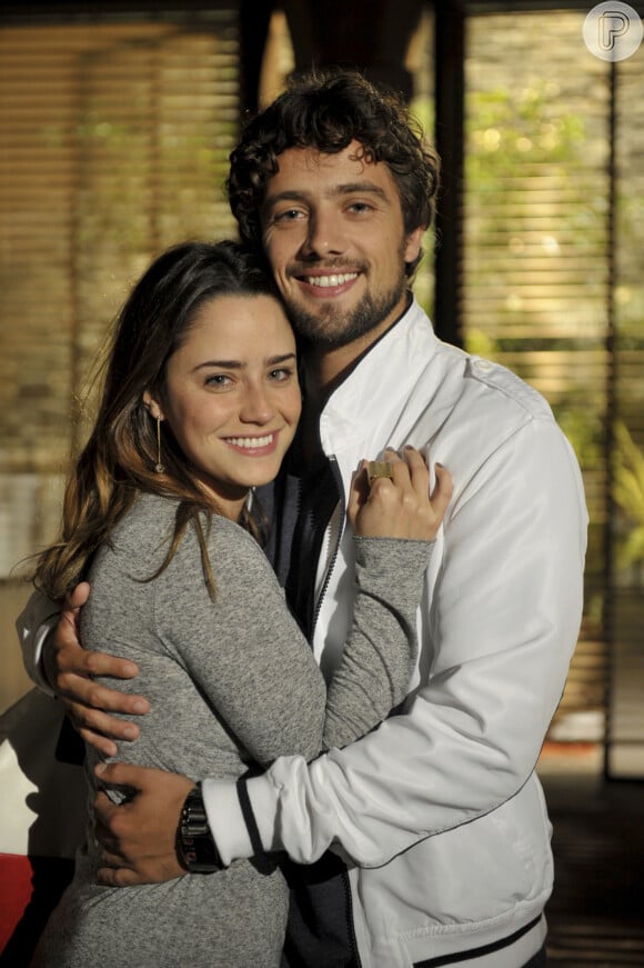 Na novela 'A Vida da Gente', Ana (Fernanda Vasconcellos) e Rodrigo (Rafael Cardoso) eram um casal