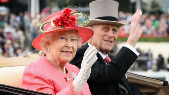 Morre príncipe Philip, marido da rainha Elizabeth II, aos 99 anos: 'Família Real no luto'