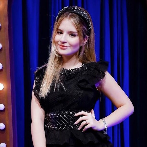 Sophia Valverde só deve voltar a gravar a novela 'Poliana Moça' em 2022