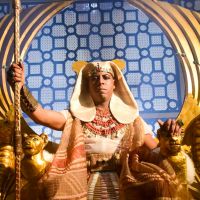 Novela 'Gênesis': Sara se livra de casamento com o faraó do Egito após sinal de Deus