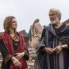 Novela 'Gênesis': faraó (André Ramiro) ordena que Sara (Adriana Garambone) deixe o Egito com Abraão (Zécarlos Machado)
