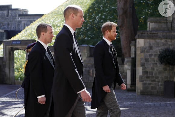 Príncipe Harry viajou para a Inglaterra e participou do funeral do avó