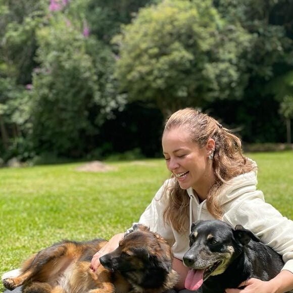 Paolla Oliveira e Douglas Maluf passaram quarentena na casa da atriz, no Rio