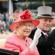 Rainha Elizabeth II agradece apoio após morte de príncipe Philip: ' Minha família e eu gostaríamos de agradecer por todo o apoio e gentileza que nos foram demonstrados nos últimos dias' 