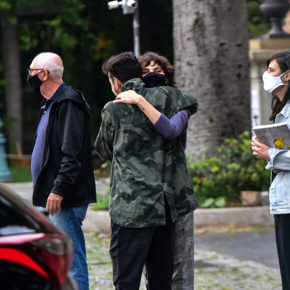 Junior Lima descobriu ser pai de menina em surpresa de aniversário