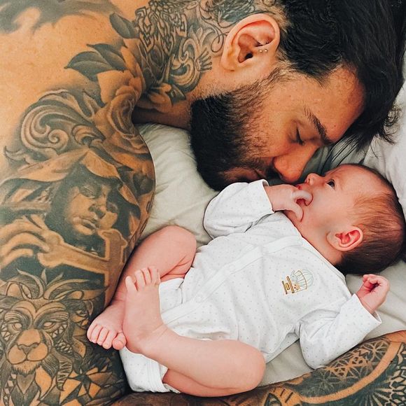 Filho de Lucas Lucco, Luca nasceu em março de 2021
