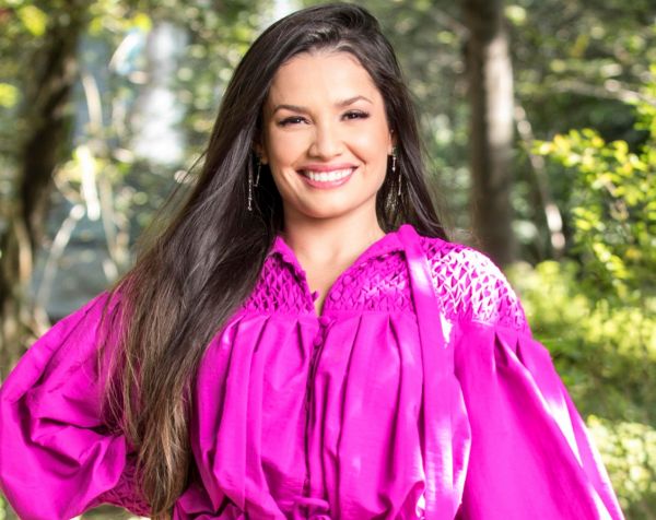 Juliette, do 'BBB21', esgota tênis de R$ 559 após usar look em aeorporto.  Fotos! - Purepeople