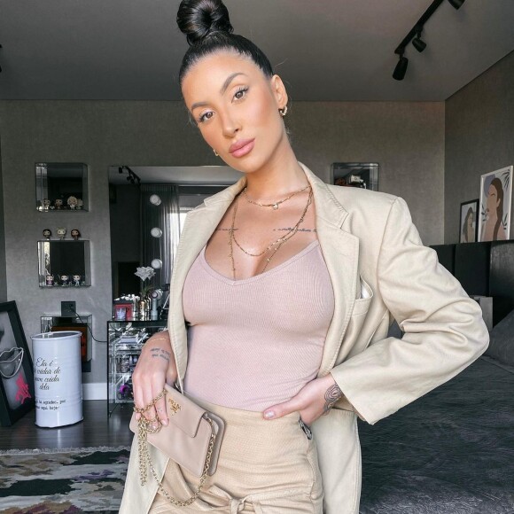 Bianca Andrade tem compartilhado parte de sua gravidez na web