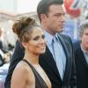 Jennifer Lopez e Ben Affleck assumiram o romance em 2002