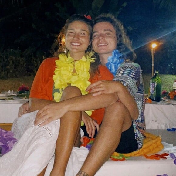Sasha Meneghel e o marido, João Figueiredo, vão para lua de mel na Grécia