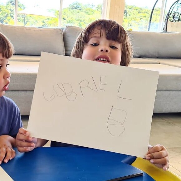 Filho mais velho de Andressa Suita e Gusttavo Lima, Gabriel já sabe escrever