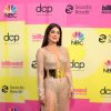 Priyanka Chopra revisitou a moda da grife Dolce & Gabbana com seu look no Billboard Awards 2021
