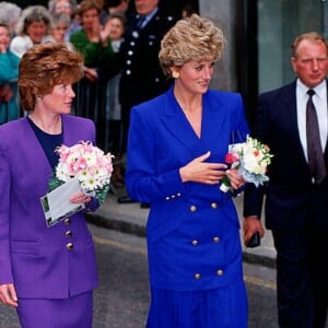 Inspiração de Kate Middleton em Princesa Diana ficou evidente em look