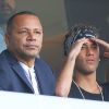 Pai de Neymar defende jogador de acusação de agressão sexual