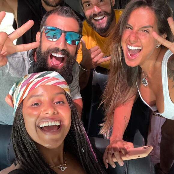 Gleici Damasceno e Kaysar eram da equipe Calango no reality 'No Limite'