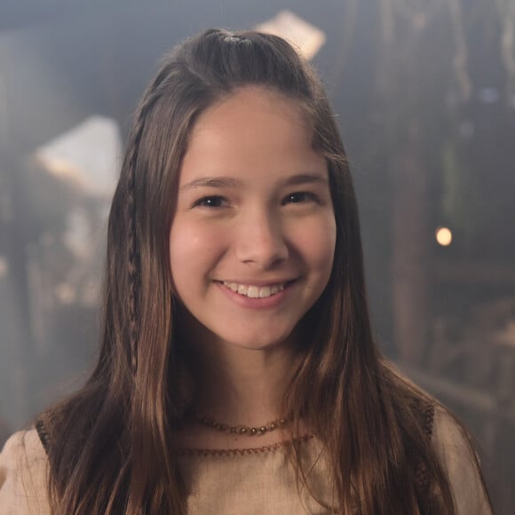 Novela 'Gênesis': Sara (Adriana Garambone) morre após se despedir do filho, Isaque (Guilherme Dellorto) no capítulo de quinta-feira, 10 de junho de 2021
Novela 'Gênesis': Ismael (Henrique Camargo) acusa Sara (Adriana Garambone) pelo seu destino no capítulo de segunda-feira, 7 de junho de 2021
Novela 'Gênesis': Omar (Vitor Figueiredo) e Leora (Clara Galinari) se reencontram e decidem fugir a partir do capítulo de segunda-feira, 7 de junho de 2021
Novela 'Gênesis': Abraão (Zé Carlos Machado) e Abimeleque (Leonardo Franco) fazem acordo no capítulo de terça-feira, 8 de junho de 2021
Novela 'Gênesis': Abraão (Zé Carlos Machado) recebe pedido para fazer um sacrifício no capítulo de terça-feira, 8 de junho de 2021
Novela 'Gênesis': Gate (Mário Bregieira) vê Najla (Virgínia Cavendish) no palácio e se espanta no capítulo de quarta-feira, 9 de junho de 2021
Novela 'Gênesis': o anjo Gabriel (Paulo Dalagnoli) aparece para Abraão (Zé Carlos Machado) no capítulo de quinta-feira, 10 de junho de 2021
Novela 'Gênesis': Leora (Leticia Tomazella) volta para o acampamento, 10 anos depois no capítulo de sexta-feira, 11 de junho de 2021