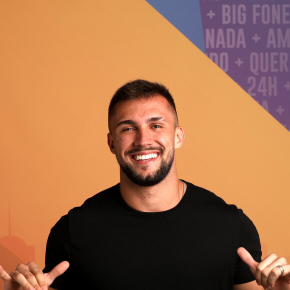 Arthur Picoli afirmou em maio de 2021 ao deixar o 'BBB21' que ainda estava apaixonado por Carla Diaz