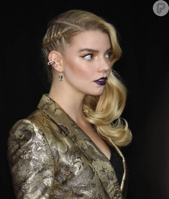 Foto: Na série 'O Gambito da Rainha', a atriz Anya Taylor-Joy interpreta a  enxadrista Beth Harmon - Purepeople