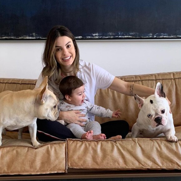 Sthefany Brito é mãe de Enrico, de 7 meses