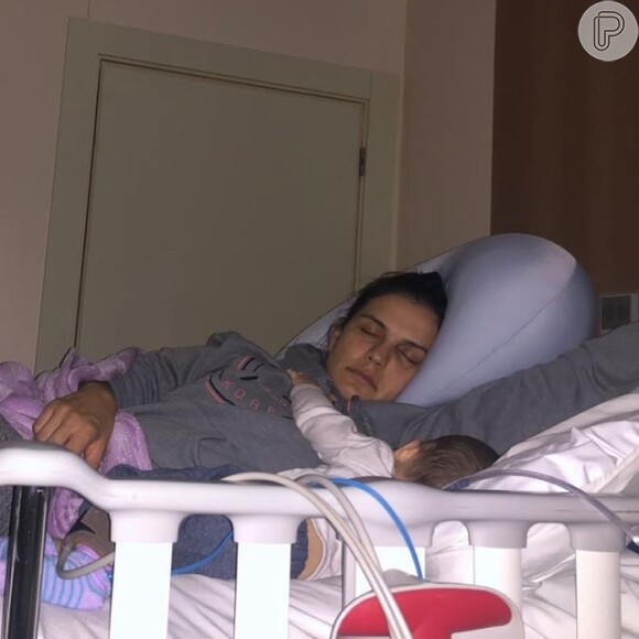 Kyra Gracie e Malvino Salvador têm acompanhado o caçula no hospital desde o começo da internação
