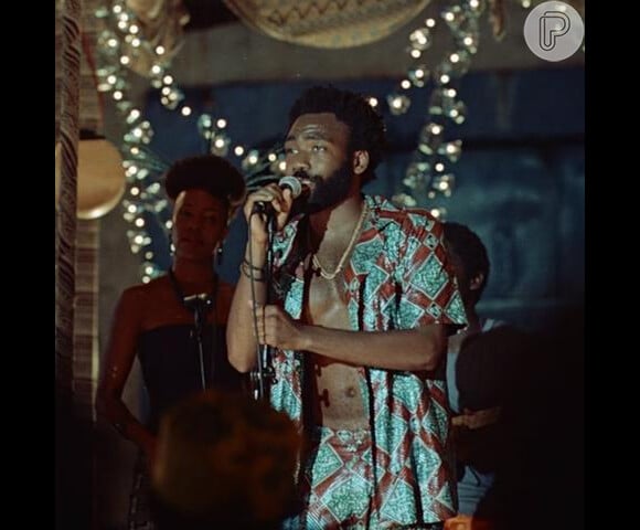 Em "Guava Island", Donald Glover interpreta um músico local que quer produzir um festival para a comunidade