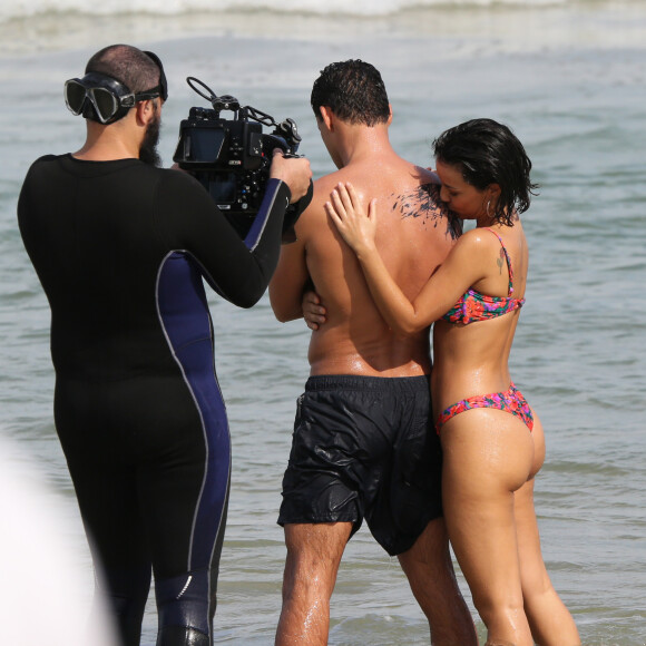 Cauã Reymond e Andreia Horta fazem par romântico na novela 'Um lugar ao sol'