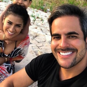 Simone e Kaká Diniz foram flagrados na hora do sexo por filho mais velho Henry, de 6 anos