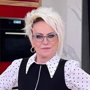 Ana Maria Braga está de férias da TV por conta da transmissão da Olimpíada