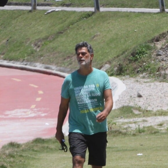 Eduardo Moscovis testou positivo para Covid-19 e procurou hospital no Rio