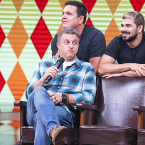 Luciano Huck vai levar quadros do 'Caldeirão' para o domingo na Globo