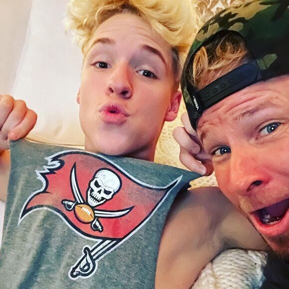 Brian estava acompanhado do filho, Baylee Littrell, quando encontrou Maiara