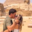 Giovanna Lancellotti trocou beijos com namorado, Gabriel David, no Egito