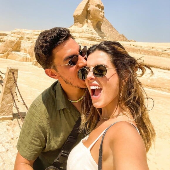 Giovanna Lancellotti e Gabriel David assumiram namoro em viagem